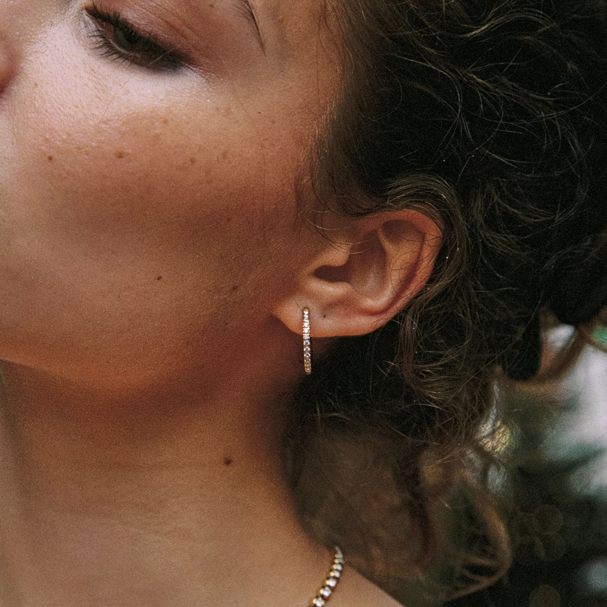 Large Pav¨¦ Hoops